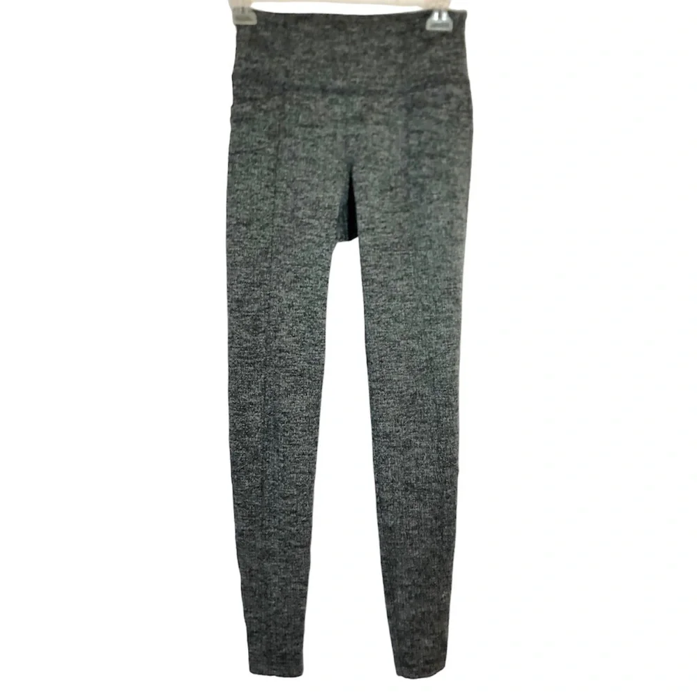 Athleta Pocket Leggings Chevron Herringbone Gray Women's Size XS - Picture 4 of 12